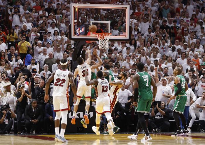NBA热火终场绝杀凯尔特人终结对手七连胜